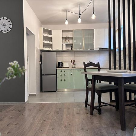 W Apartments Котор Екстер'єр фото