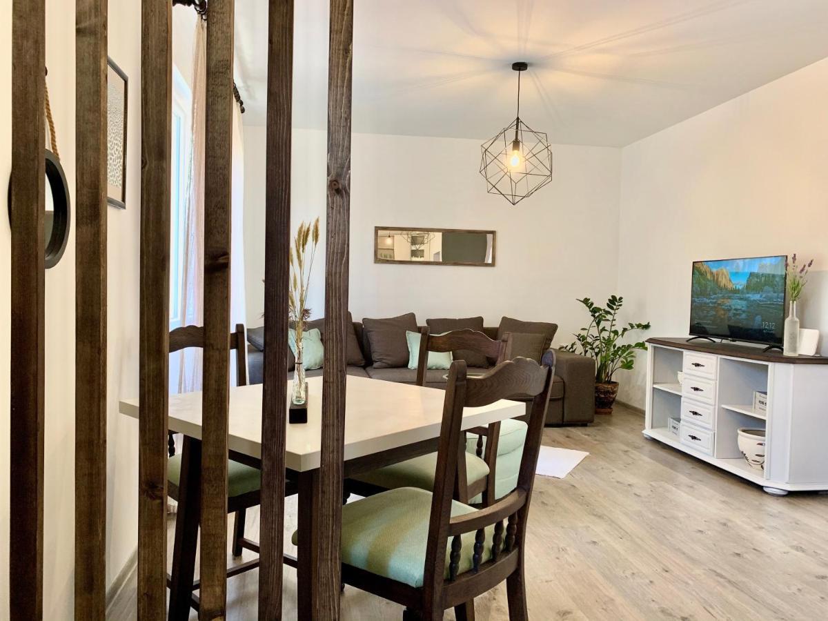 W Apartments Котор Екстер'єр фото