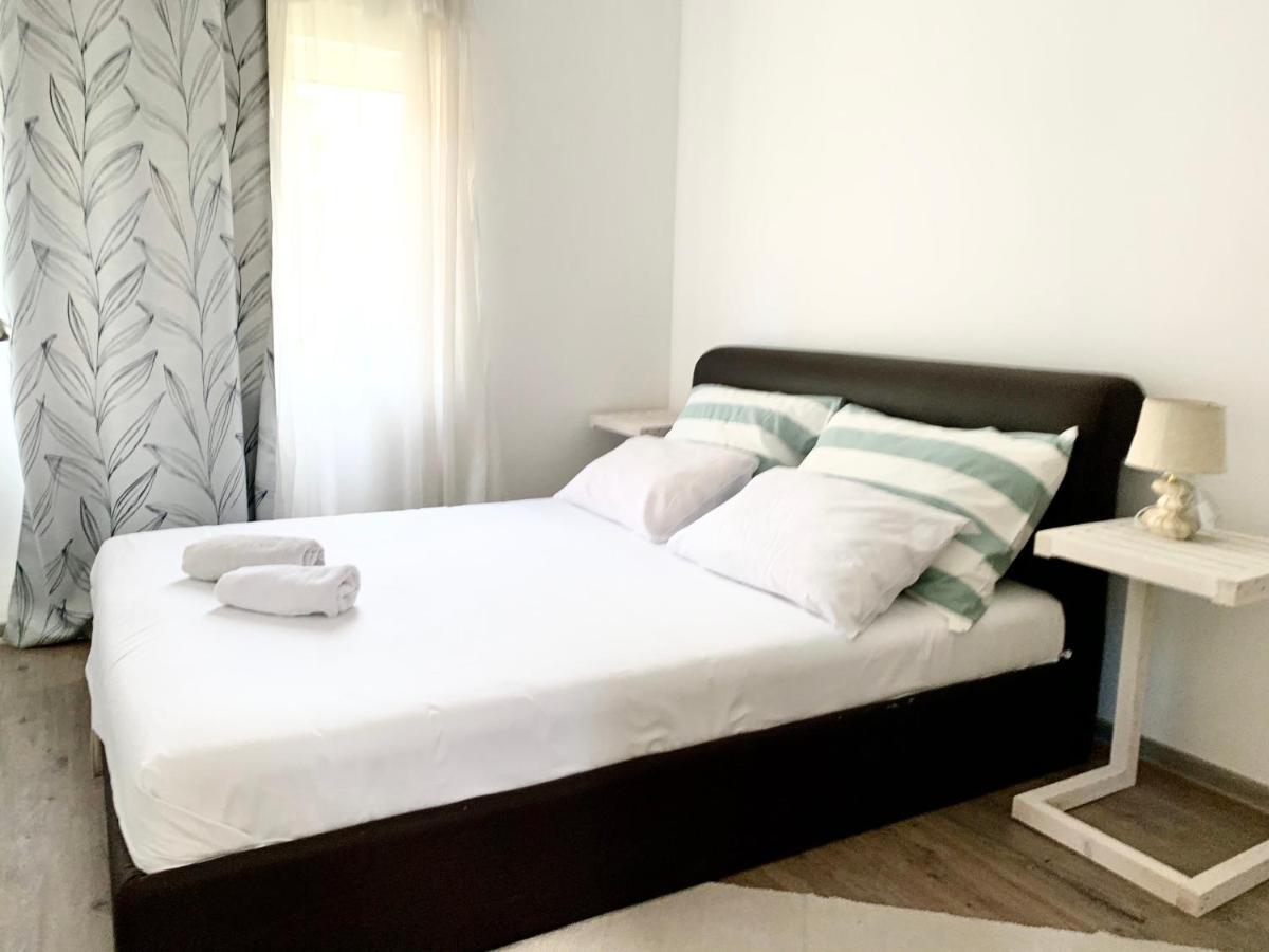 W Apartments Котор Екстер'єр фото