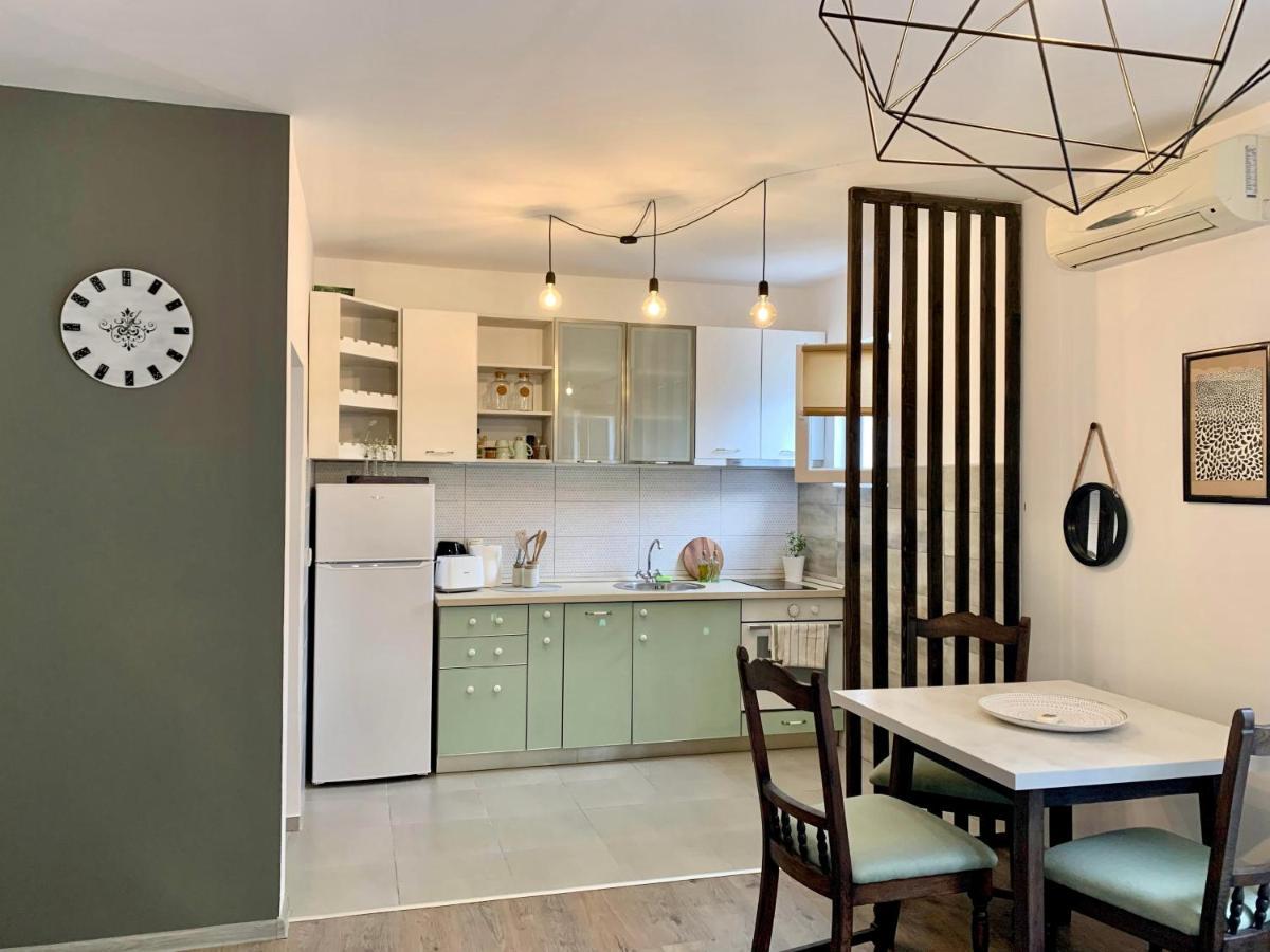 W Apartments Котор Екстер'єр фото