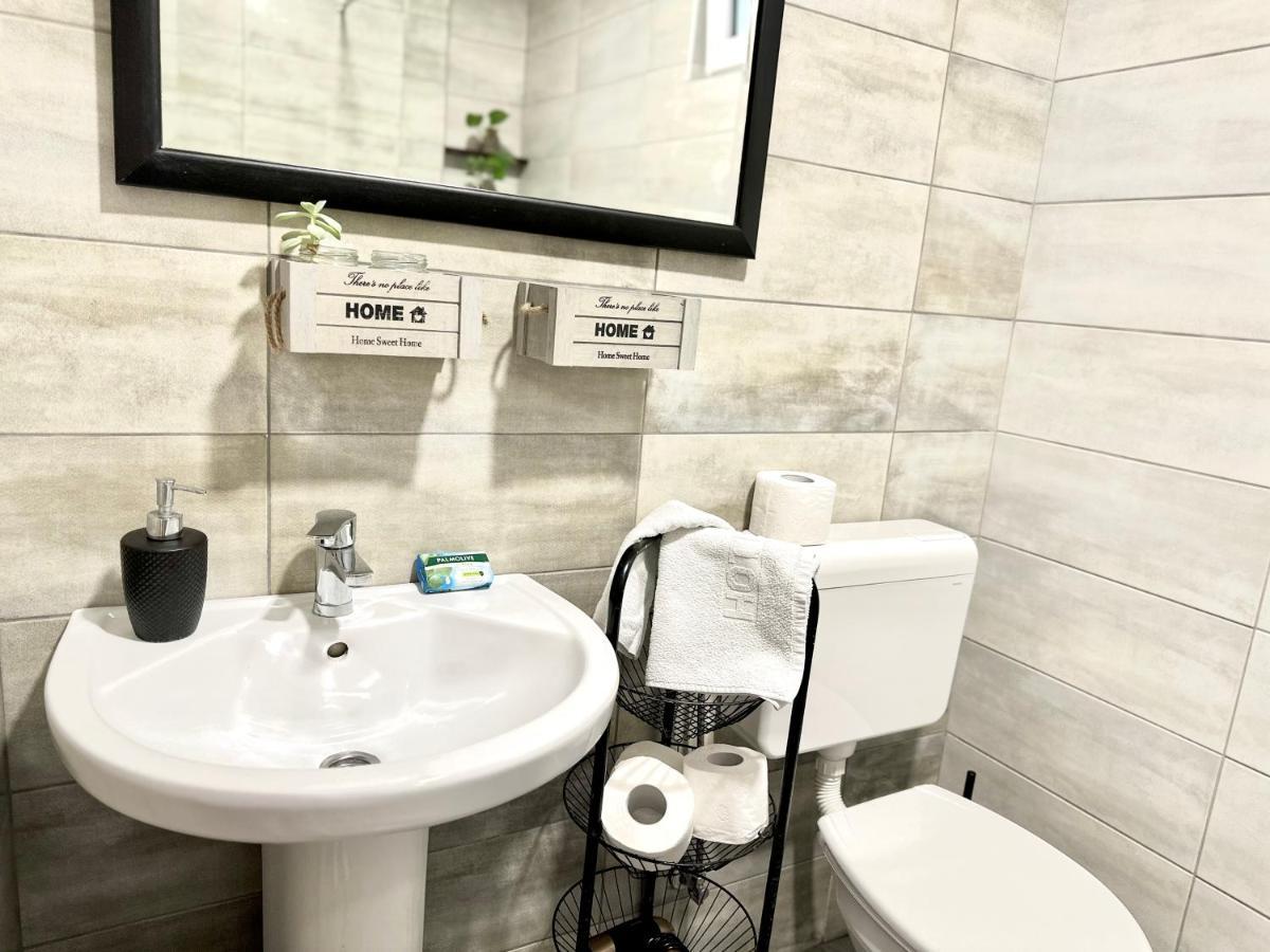 W Apartments Котор Екстер'єр фото