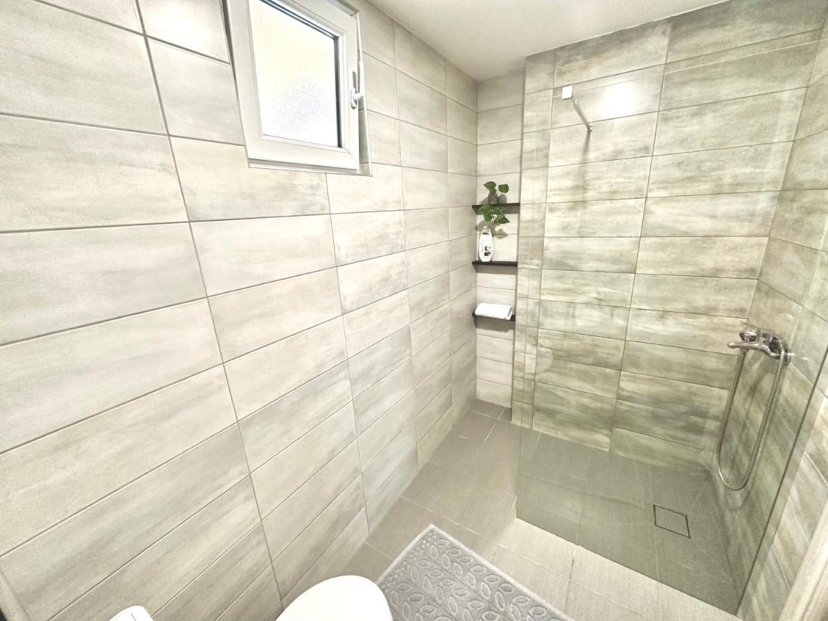 W Apartments Котор Екстер'єр фото